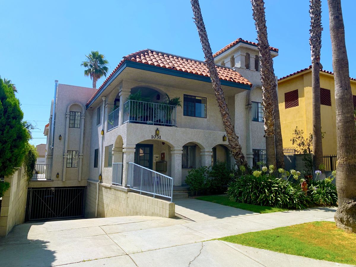 1031 N Orange Grove Ave, West Hollywood