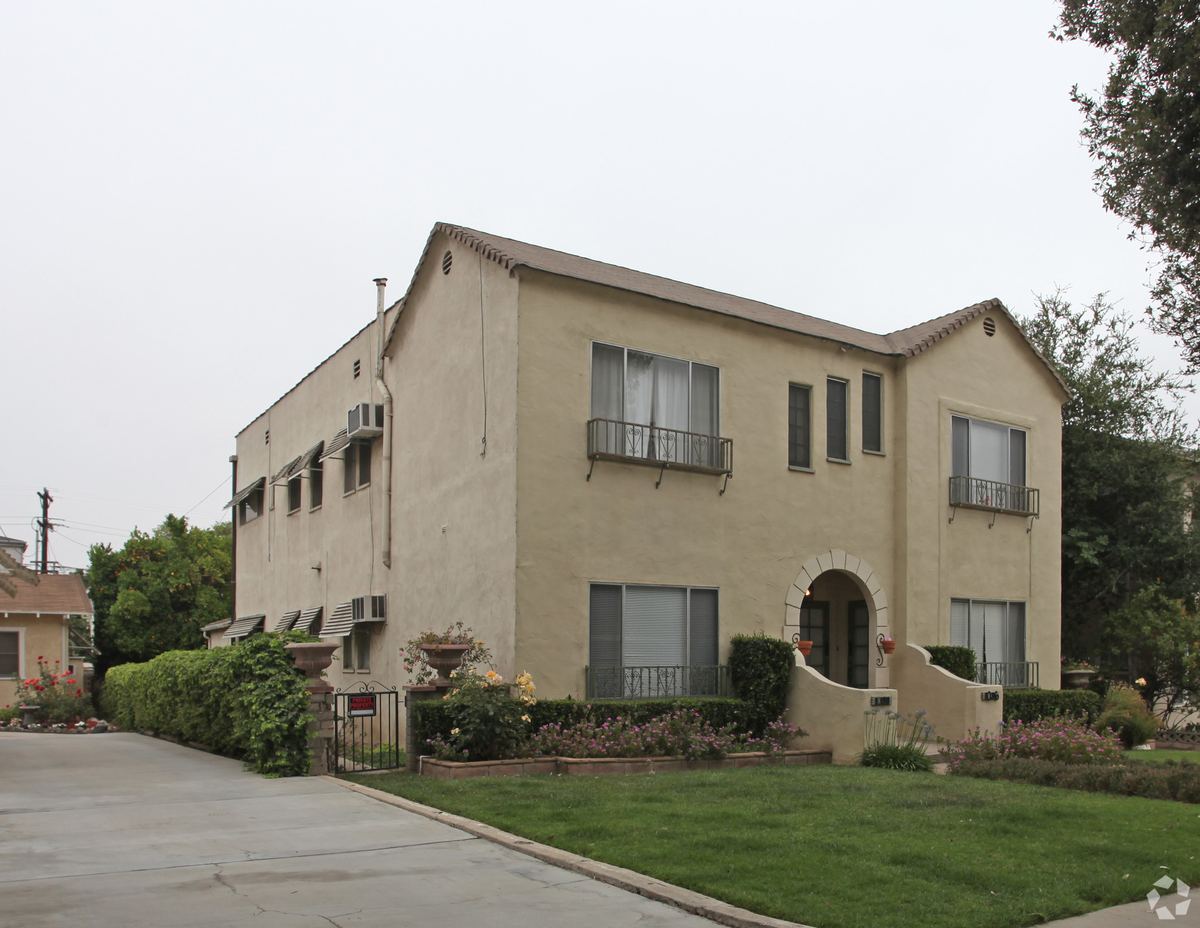 1036 Linden Ave, Glendale