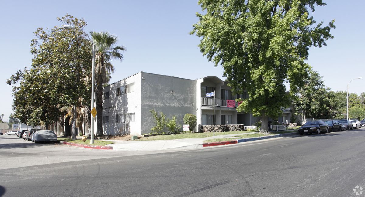 11840 Kittridge St, North Hollywood