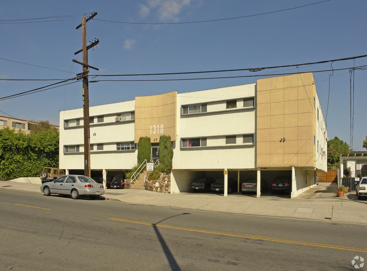 1310 N Gardner St, Hollywood