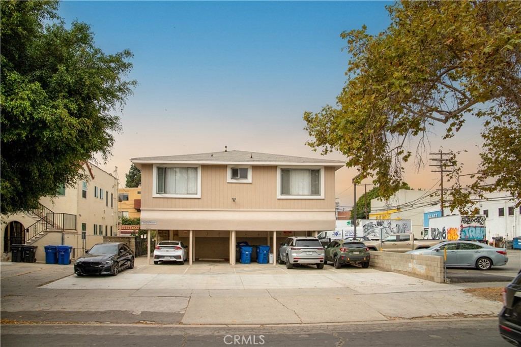 1421 S Shenandoah St, Mid-City