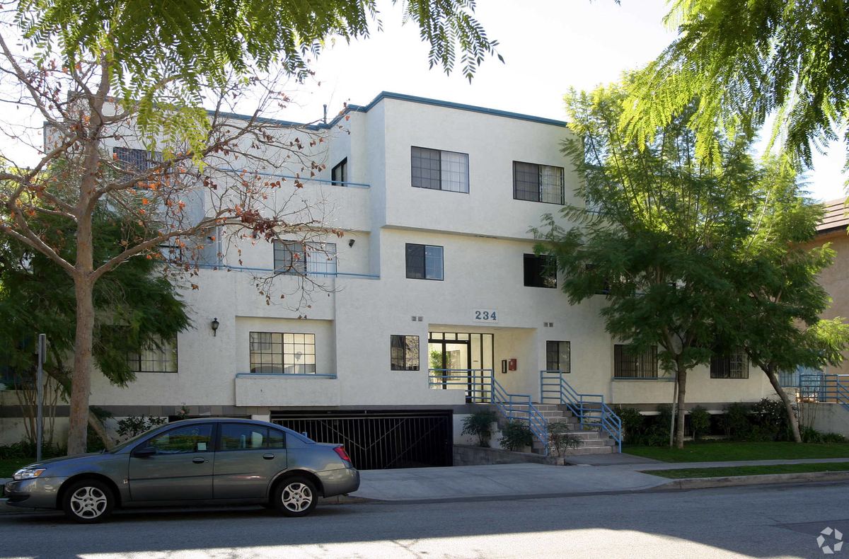 234 West Fairview Avenue, Glendale