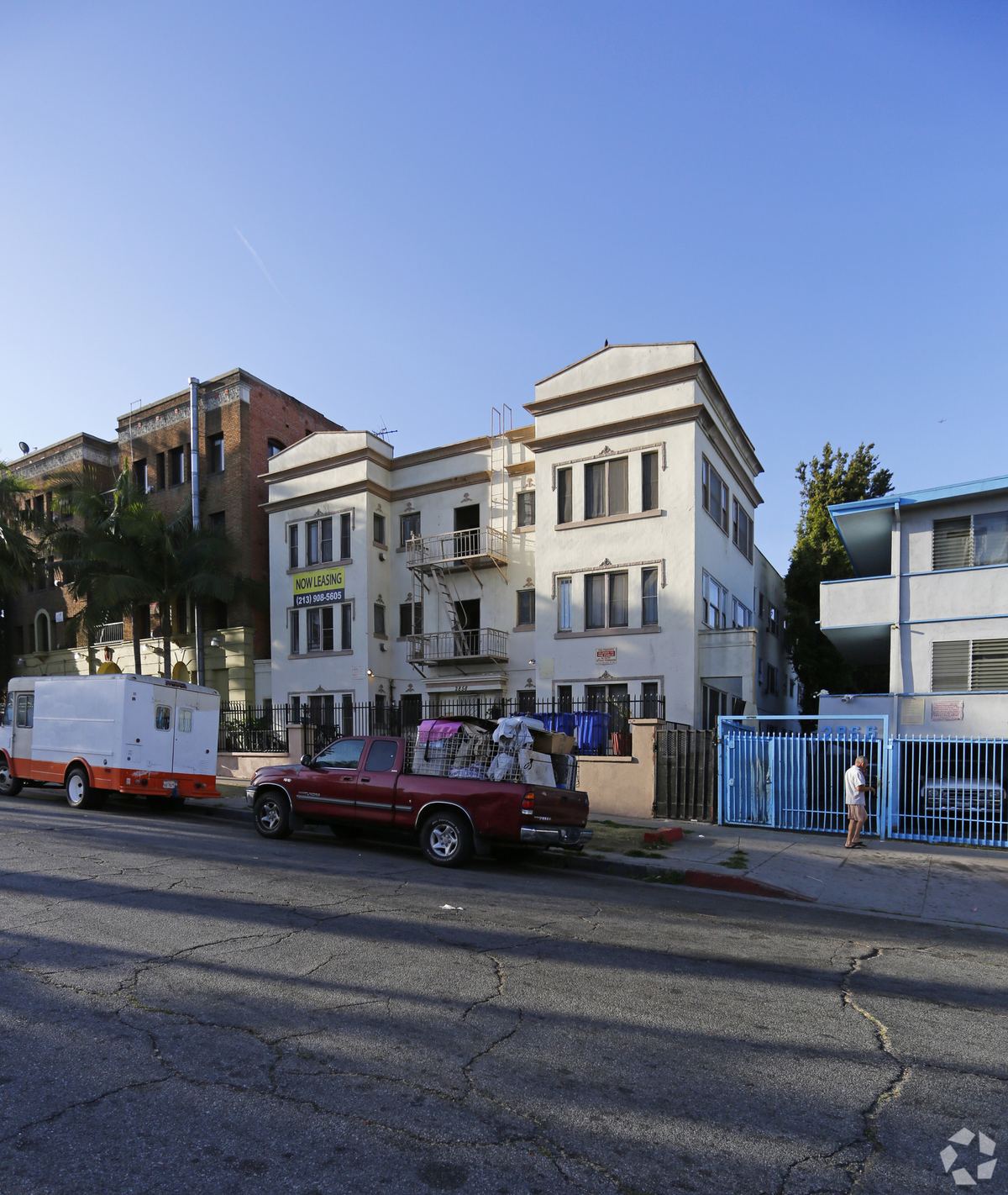 2858 Leeward Avenue, Koreatown