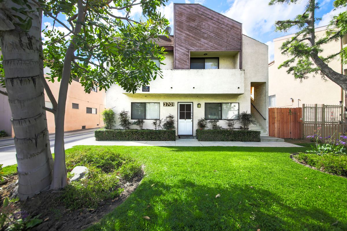 3701 Westwood Blvd, Palms
