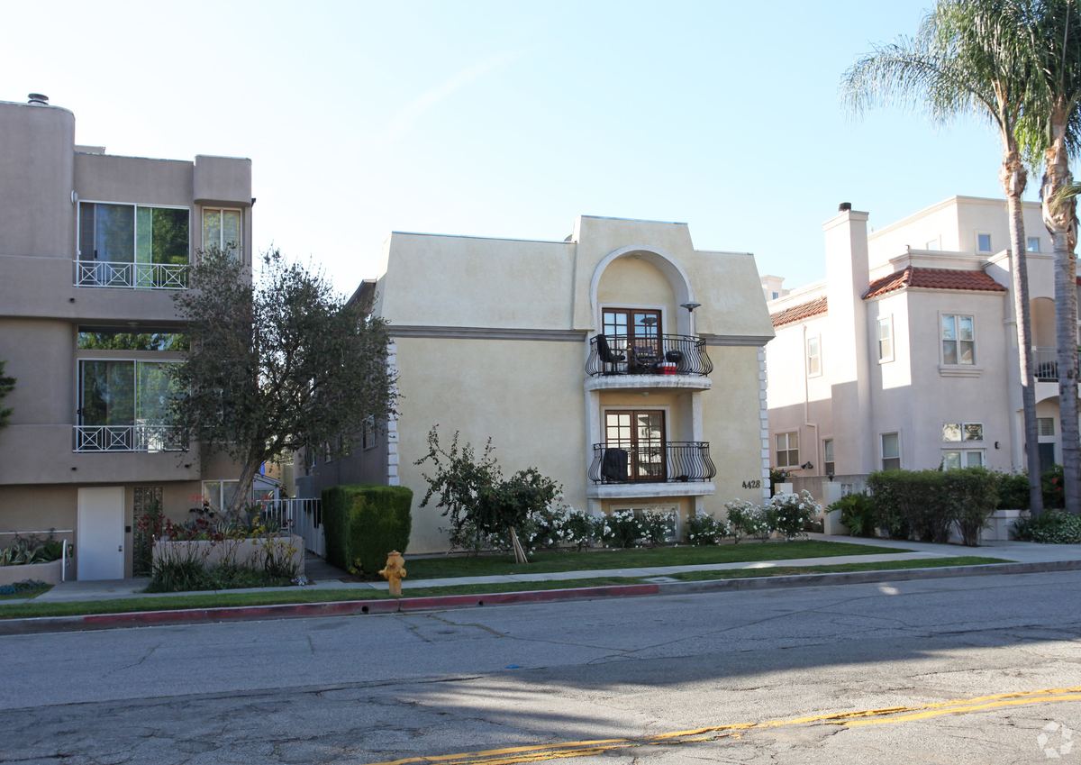4428 Moorpark Way, Toluca Lake