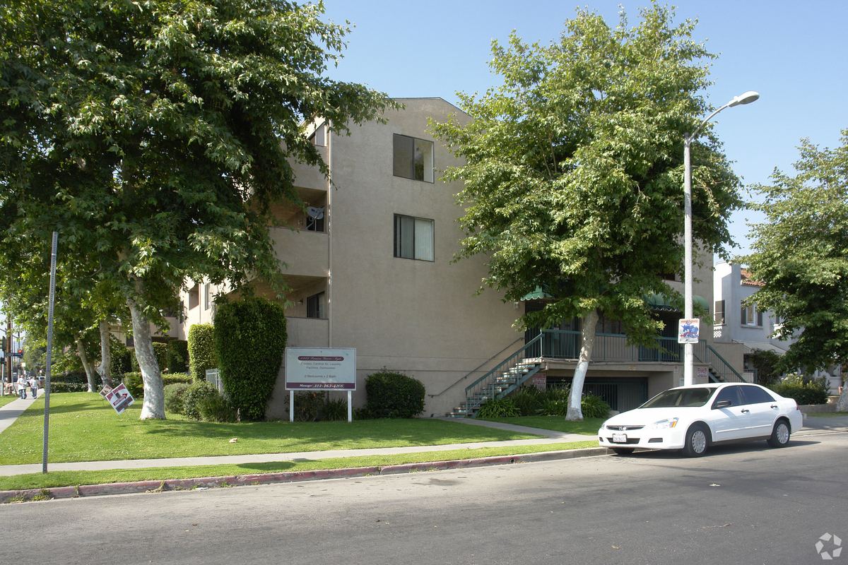 5455 Lemon Grove Avenue, Hollywood