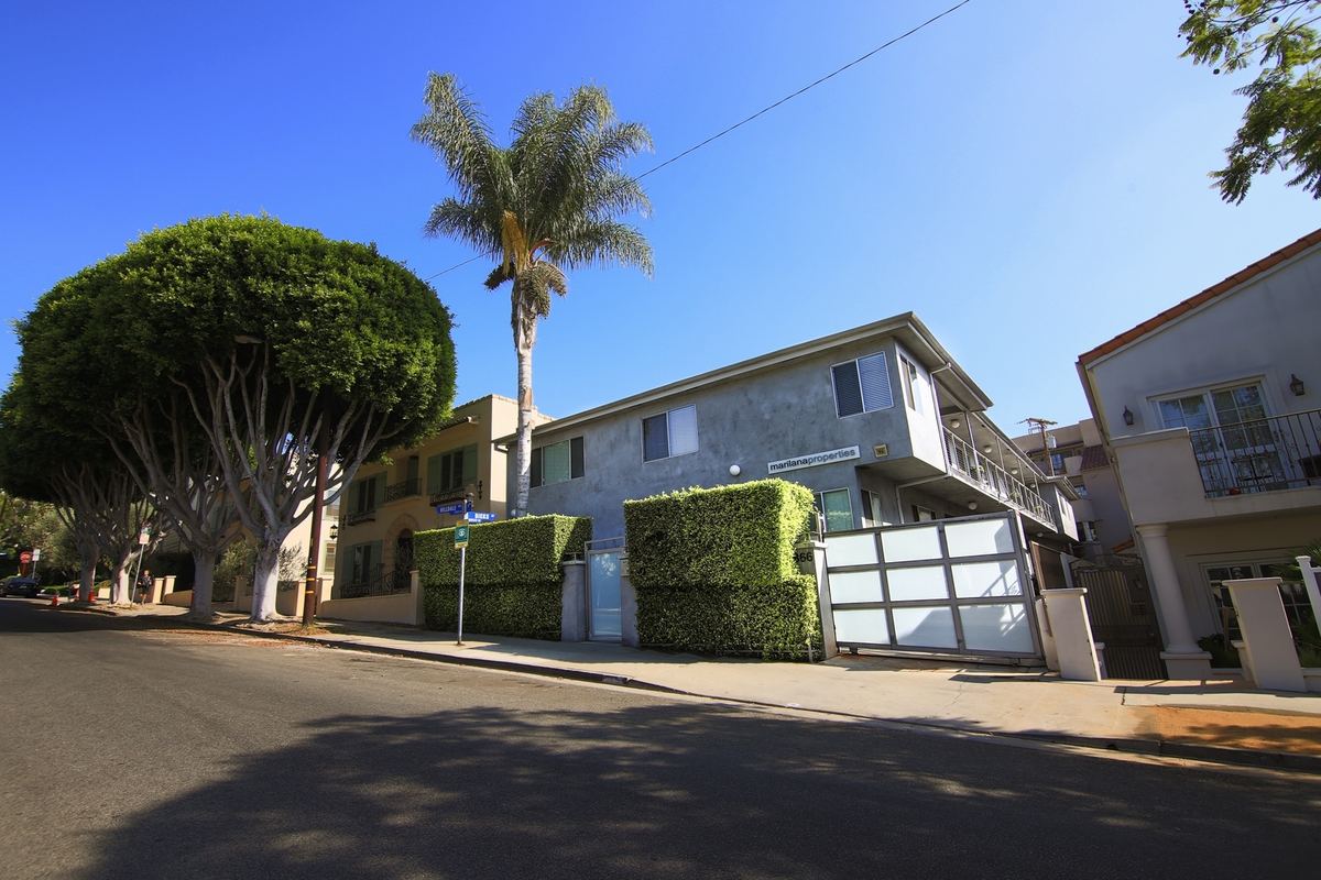 866 Hilldale Ave, West Hollywood